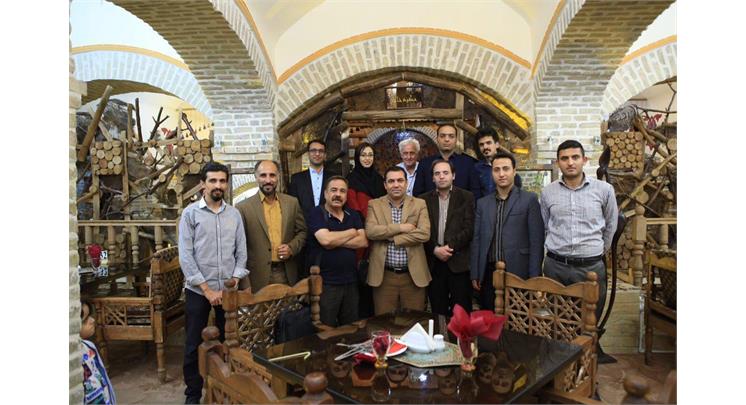 اعضا هیأت مدیره انجمن ورزشی نویسان استان مرکزی با رئیس اداره ورزش و جوانان شهرستان اراک دیدار و گفتگو کردند