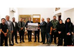 دیدار هیات مدیره انجمن نویسندگان خبرنگاران و عکاسان ورزشی استان اصفهان با استاندار