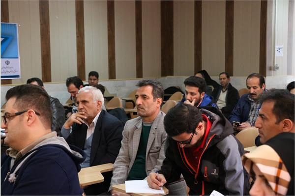 دوره آموزشی مبانی روزنامه نگاری ورزشی در اراک برگزار شد