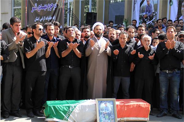 تشییع پیکر مرحوم مهدی نفر