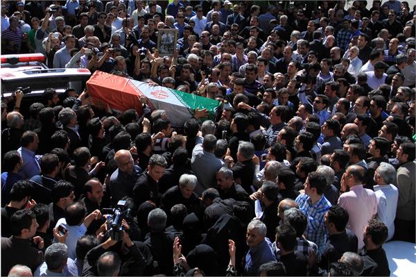 تشییع پیکر مرحوم مهدی نفر