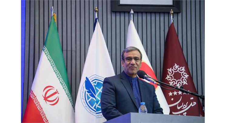 استاندار خراسان رضوی در سومین آیین نشان کاوه؛ <b>  مظفری: «نشان کاوه» از مرزهای خراسان رضوی فراتر رفته است