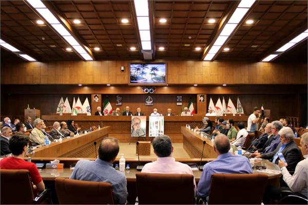 میهمانان حاضر در جلسه