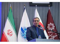 استاندار خراسان رضوی در سومین آیین نشان کاوه؛   مظفری: «نشان کاوه» از مرزهای خراسان رضوی فراتر رفته است